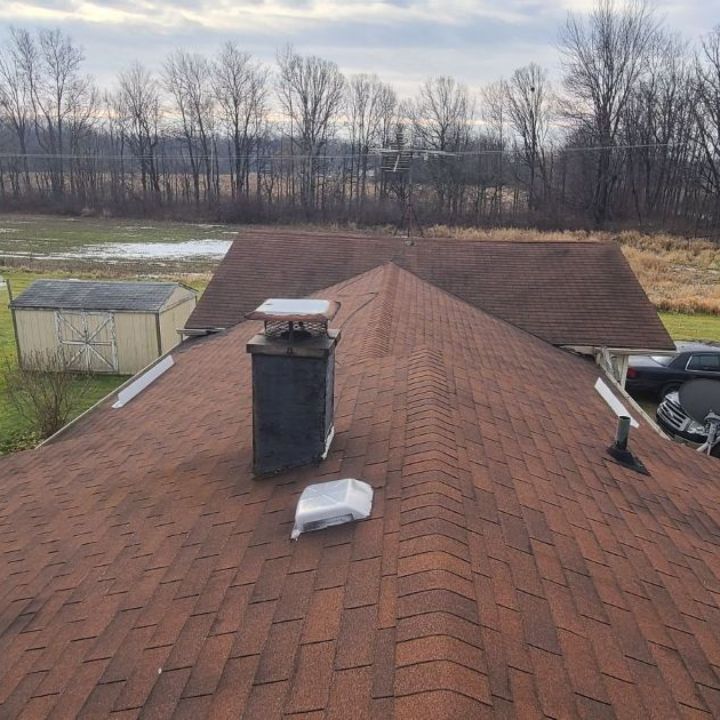 best roofer in Macomb county